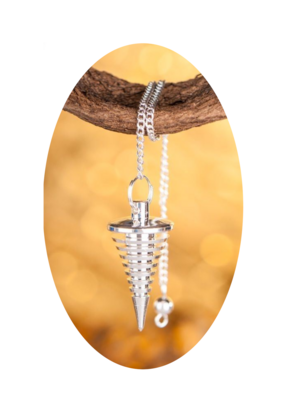 Pendule cannelé, laiton argenté