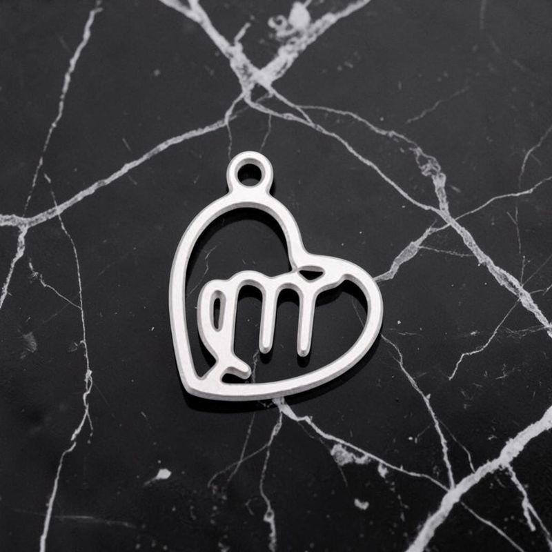 Pendentif acier inoxydable signe Vierge