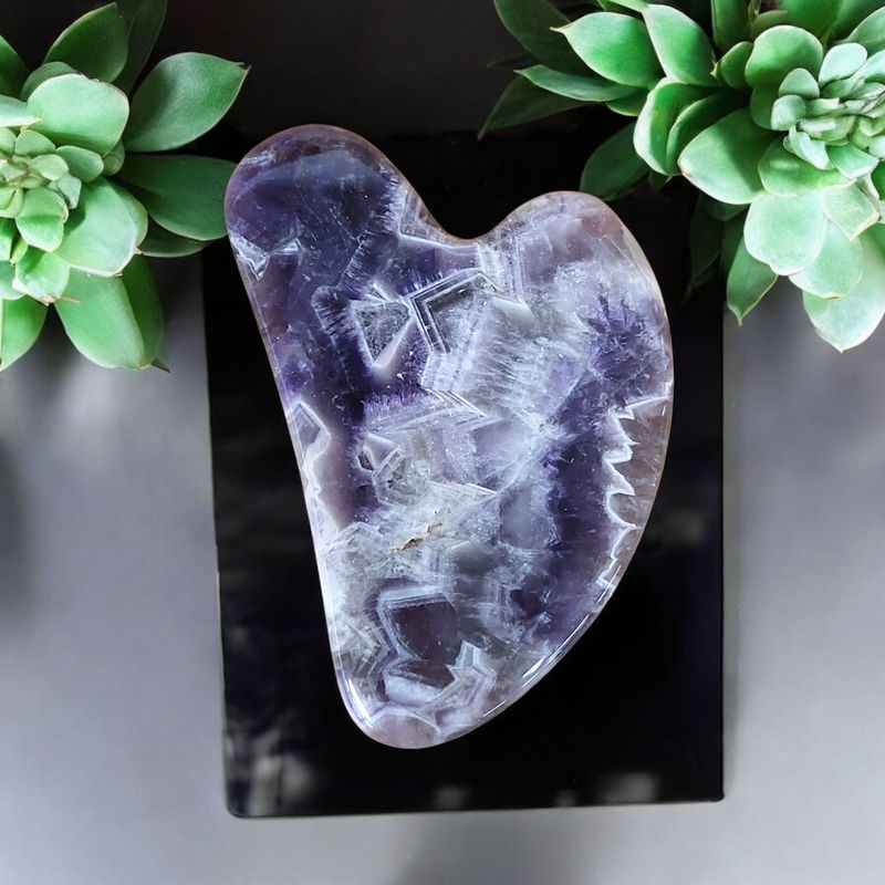 ​Gua Sha en Améthyste
