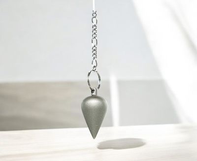 Pendule goutte en laiton chromé mat