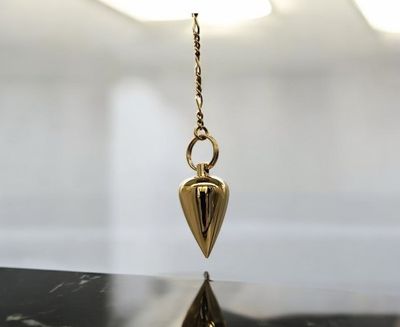 Pendule goutte en laiton