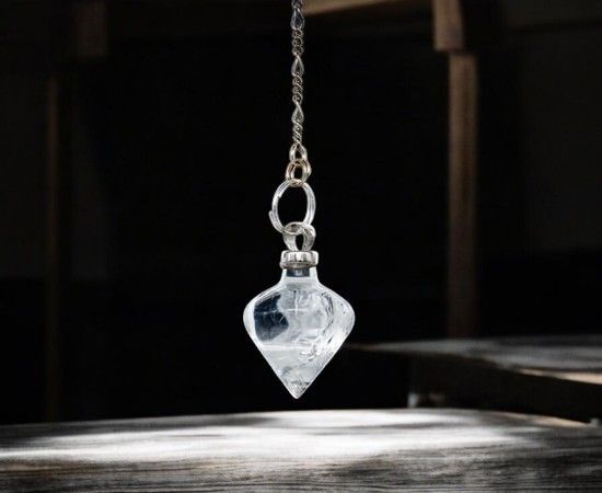Pendule résonance en cristal de roche