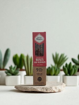 Encens Sagrada Madre – Roses &amp; Olibanum