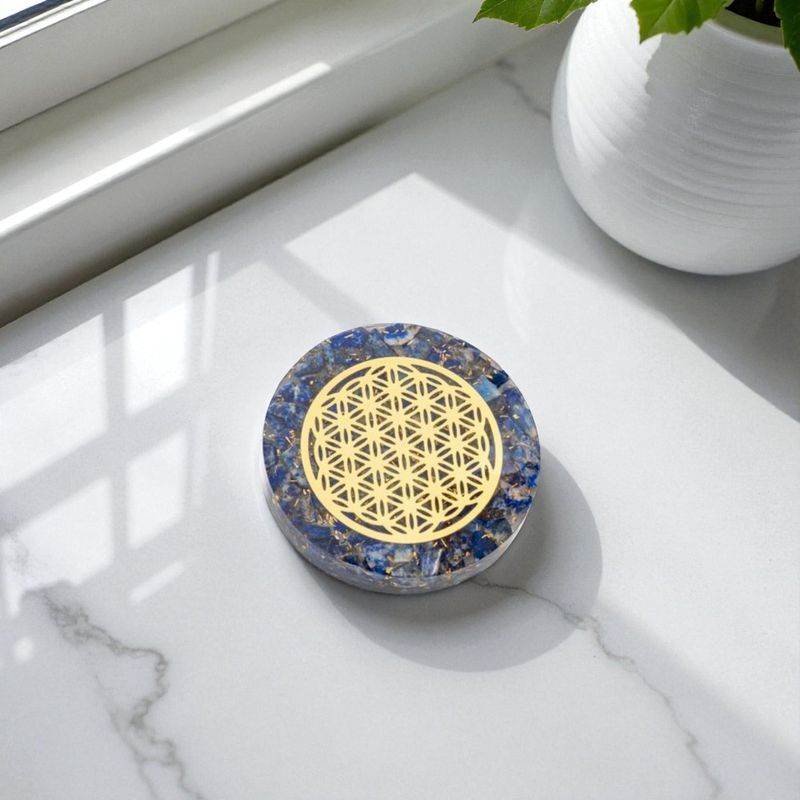 Disque d’Orgonite – Lapis-Lazuli – Fleur de Vie Dorée - 4cm