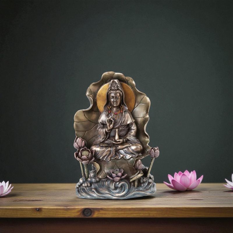 Statue de la Déesse Kuan Yin