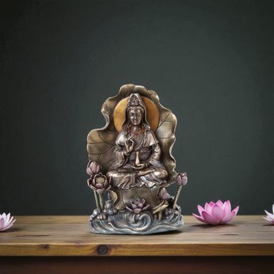 Statue de la Déesse Kuan Yin