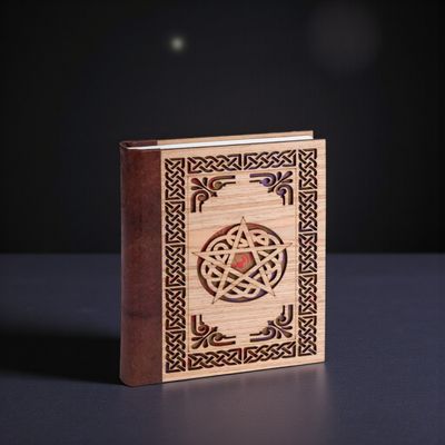 Grimoire - Pentagramme - 16 × 18 cm