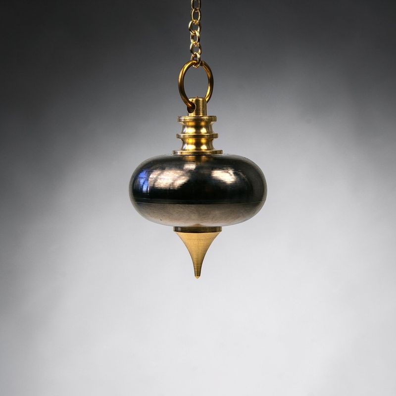 Pendule Architecte – Métal Anthracite