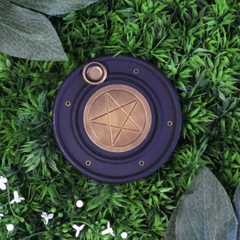 Brûleur d'encens en bois de manguier avec pentagramme en laiton