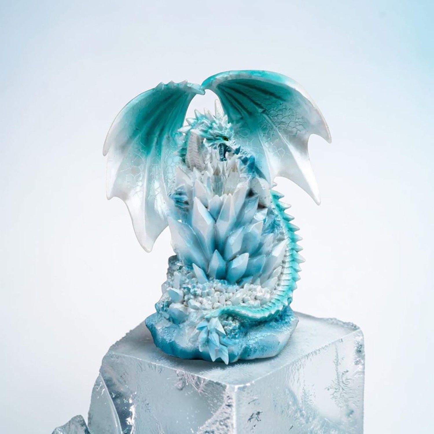Dragon à Quartz en Cristal LED – Dark Legends