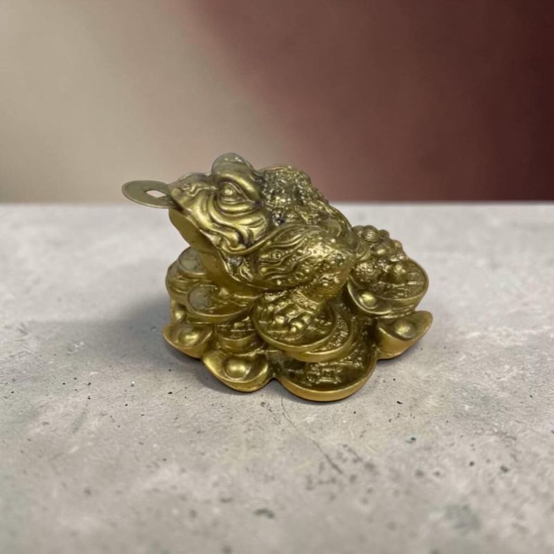 Crapaud à 3 Pattes Feng Shui – Résine Dorée