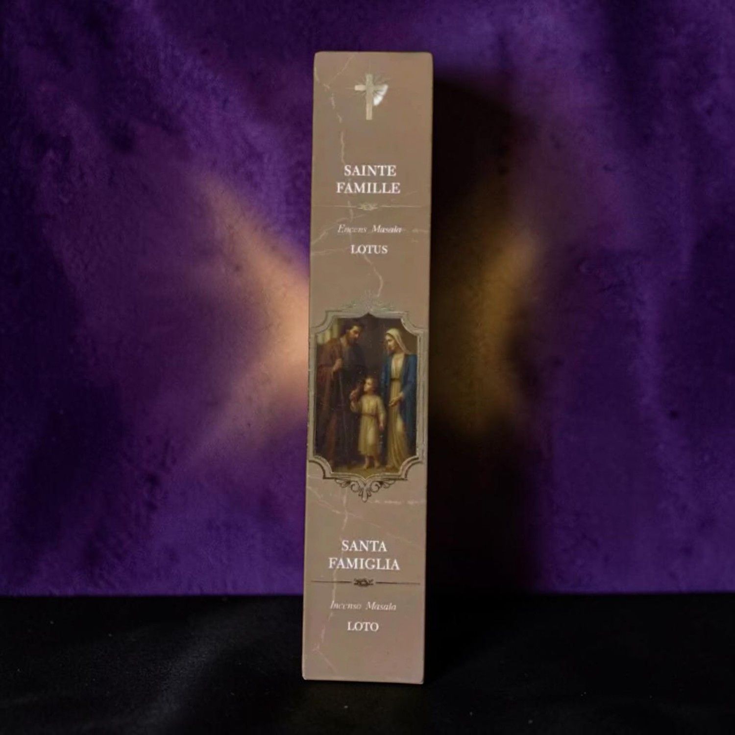 Encens en bâtonnets Sainte Famille – Fragrances & Sens Encens en bâtonnets Sainte Famille – Fragrances & Sens