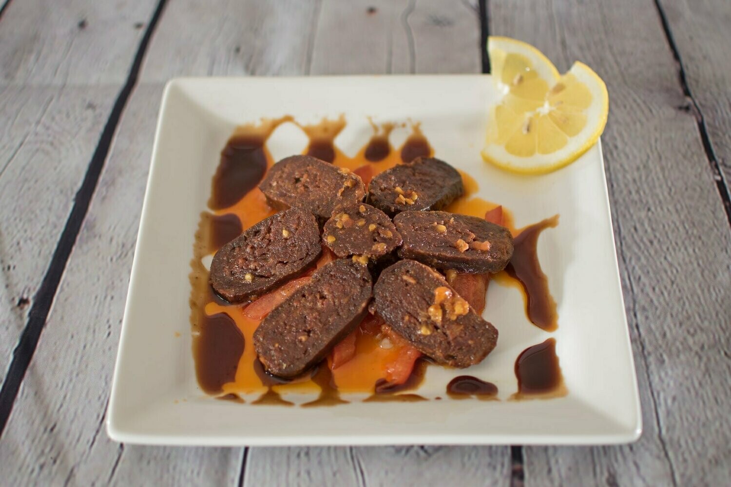 Sujuk Plate