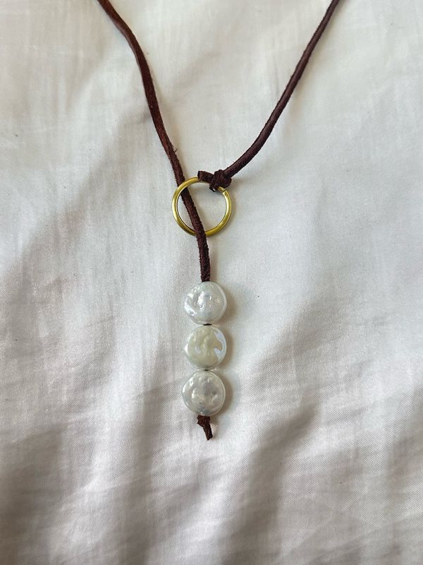 Tri Pearl Loop