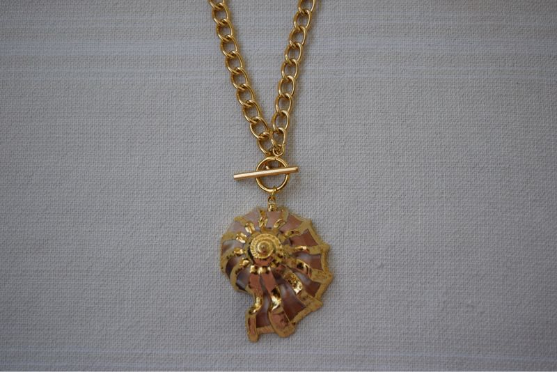 Gold Chain Conch Necklace