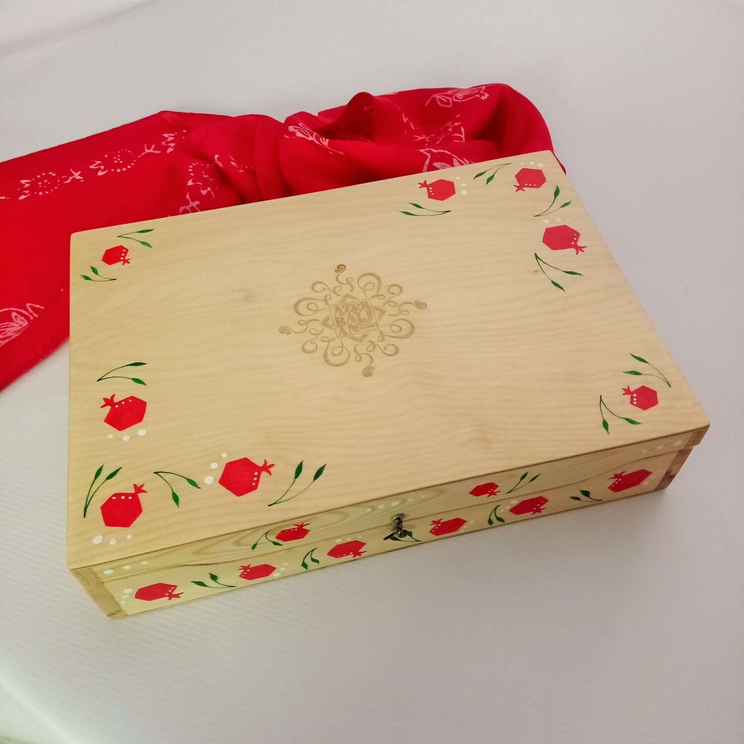 Luxury Tea Set in a Wood Box
