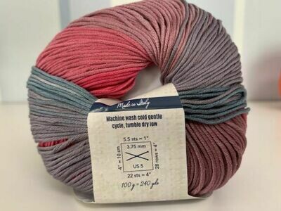 Pendenza Plymouth Yarn  Gray 04