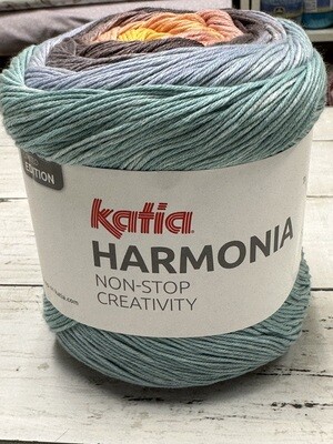 Katia Harmonia - 215