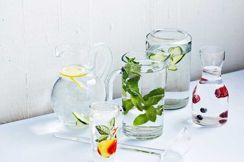 Agua aromatizada: La bebida keto perfecta