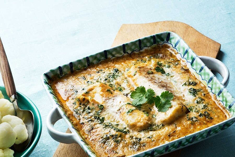 Curry keto tailandés con pescado y coco