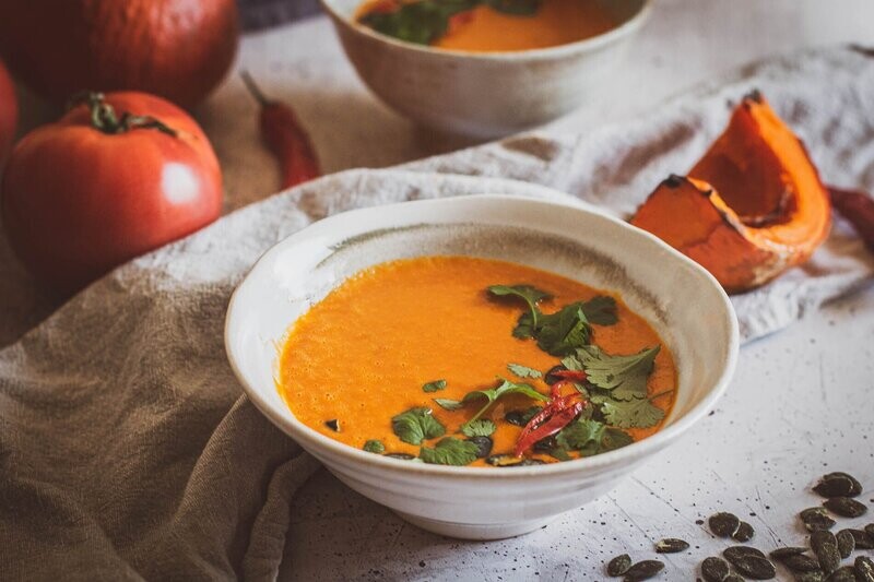 Sopa Cremosa de Calabaza-Tomate