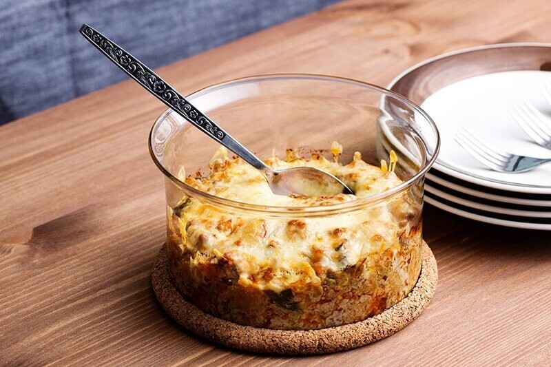 Cazuela cetogénica de repollo relleno