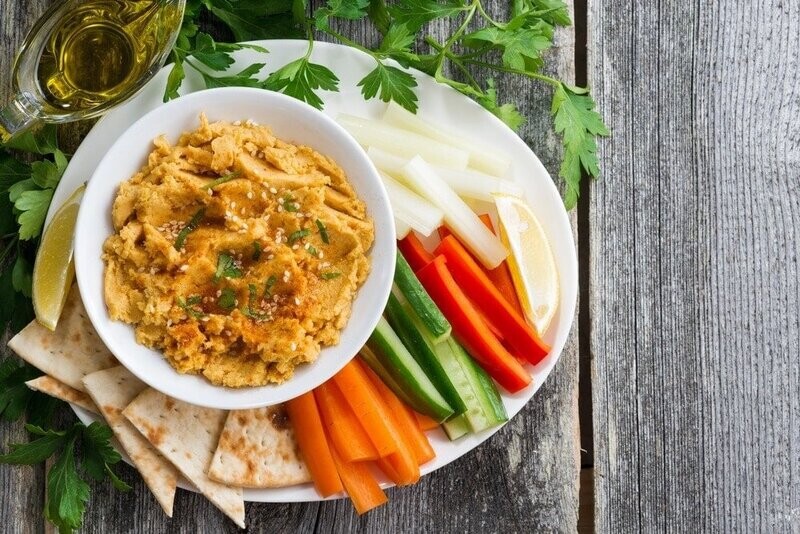 Paté de zanahoria con galletas de semillas