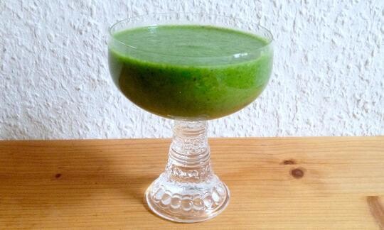 Batido verde exótico con espinacas