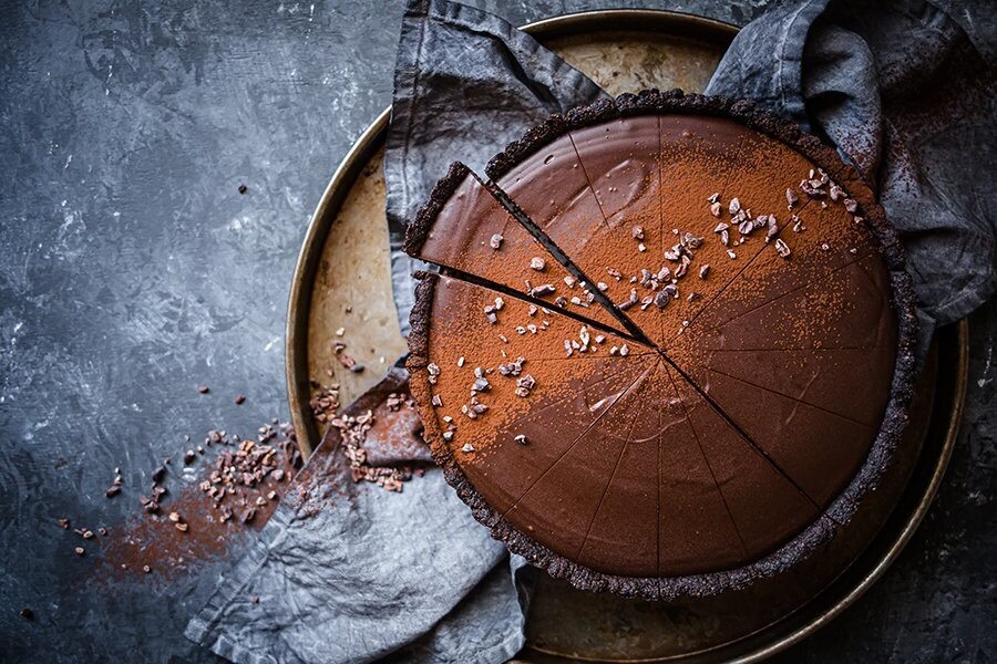 Torta de ganache de chocolate vegano baja en carbohidratos