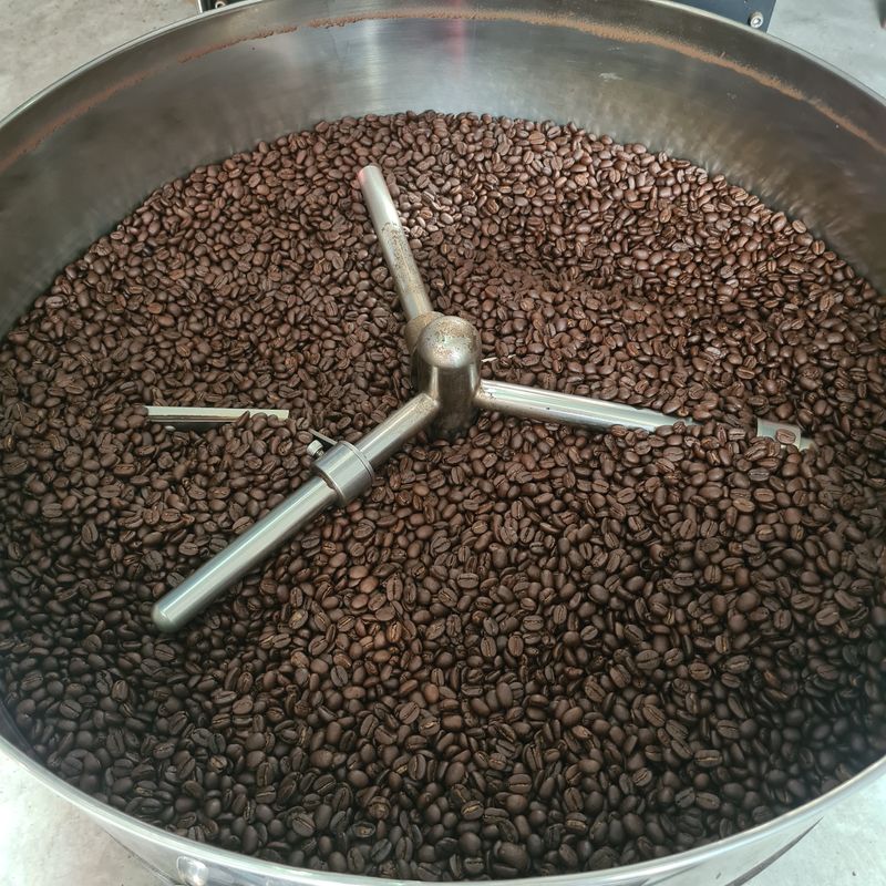 Decaf Medium/Dark-Roasted Coffee (Colombia) กาแฟโคลอมเบียคั่วกลางค่อนเข้ม (ดีแคฟ)