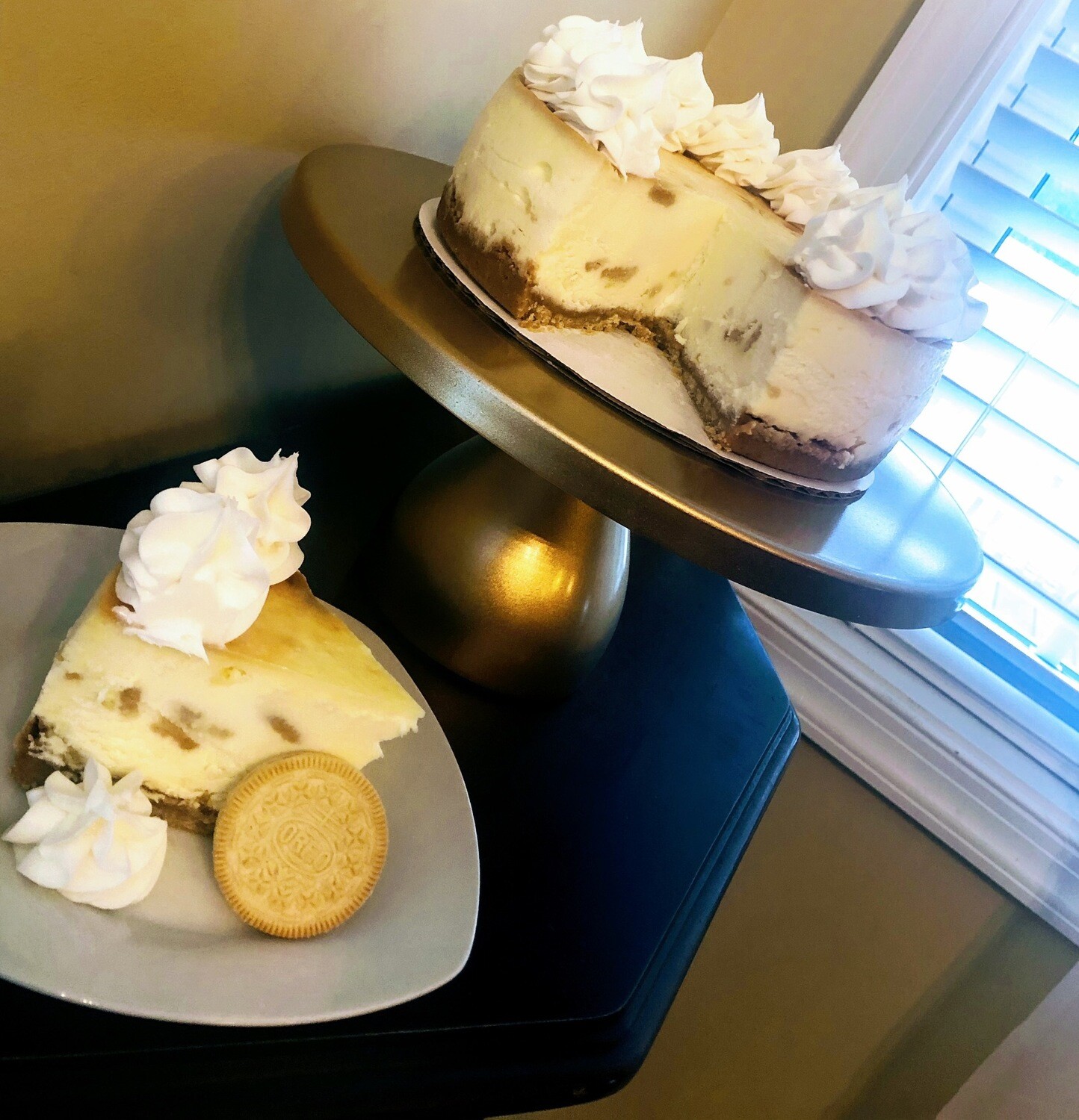 Golden Oreo Cheesecake