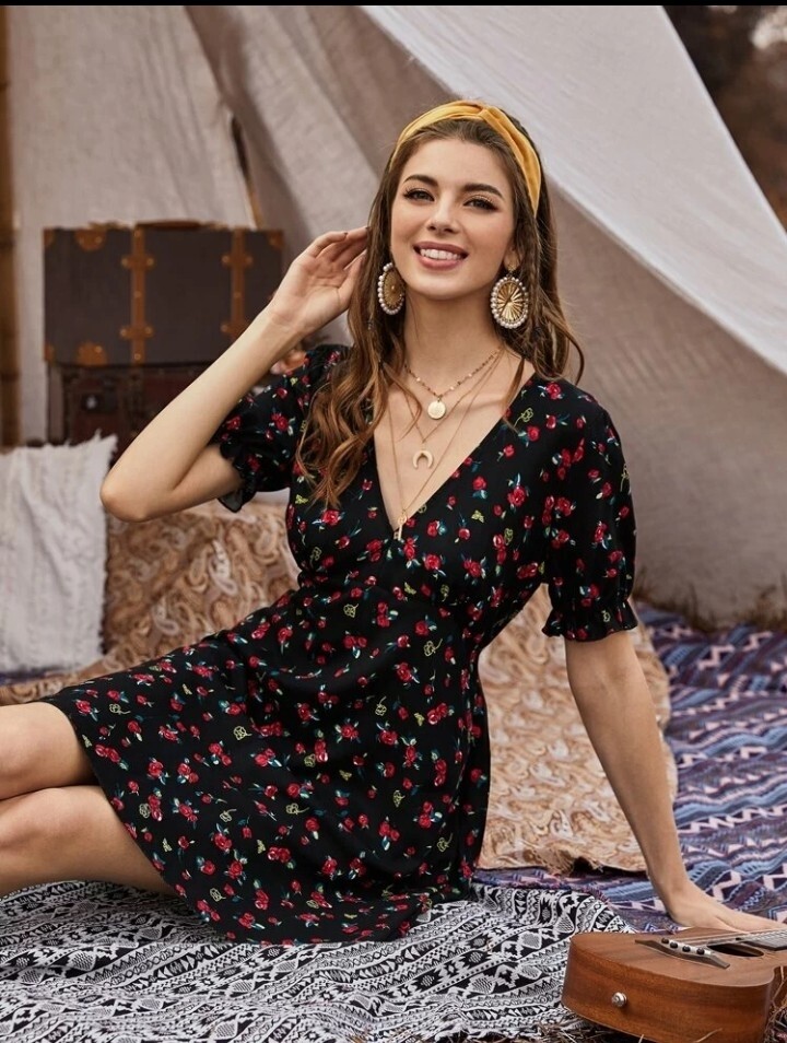 Disty Floral V-Neck Hem Dress