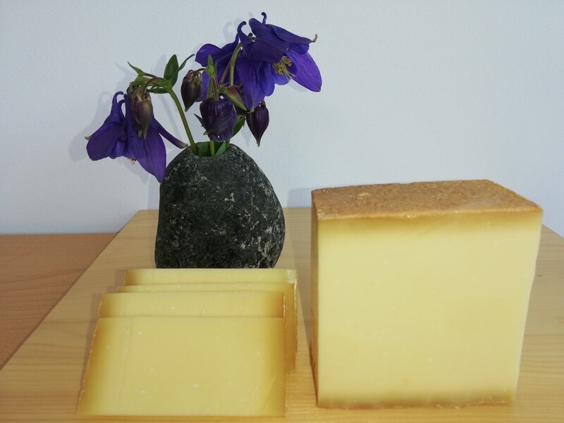 Bio-Bergkäse alt