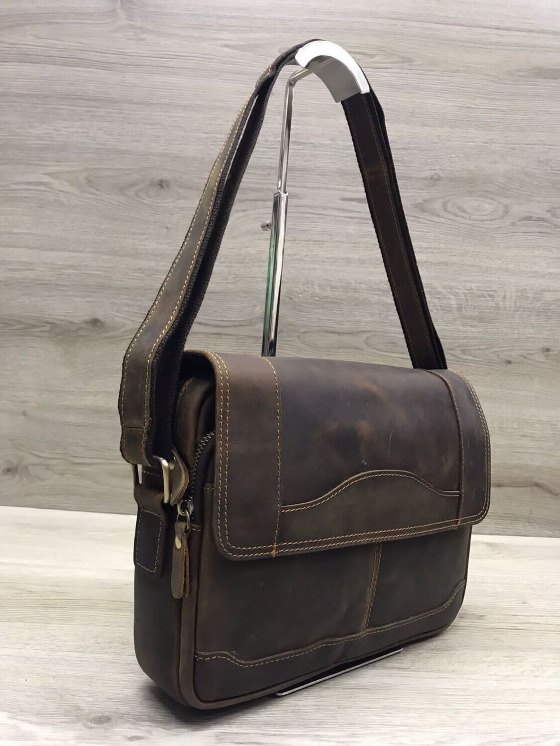 Multi Compartment Leather Messenger Shoulder Bag