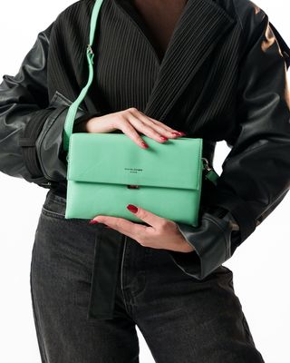 David Jones Crossbody/Clutch Handbag DJ313A