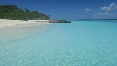 Adaaran Select Meedhupparu Island Resort ****