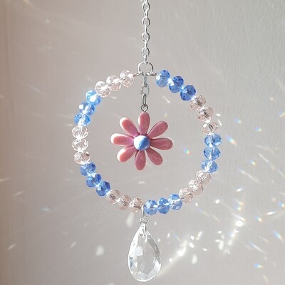 Flower sun catcher blue and pink daisy