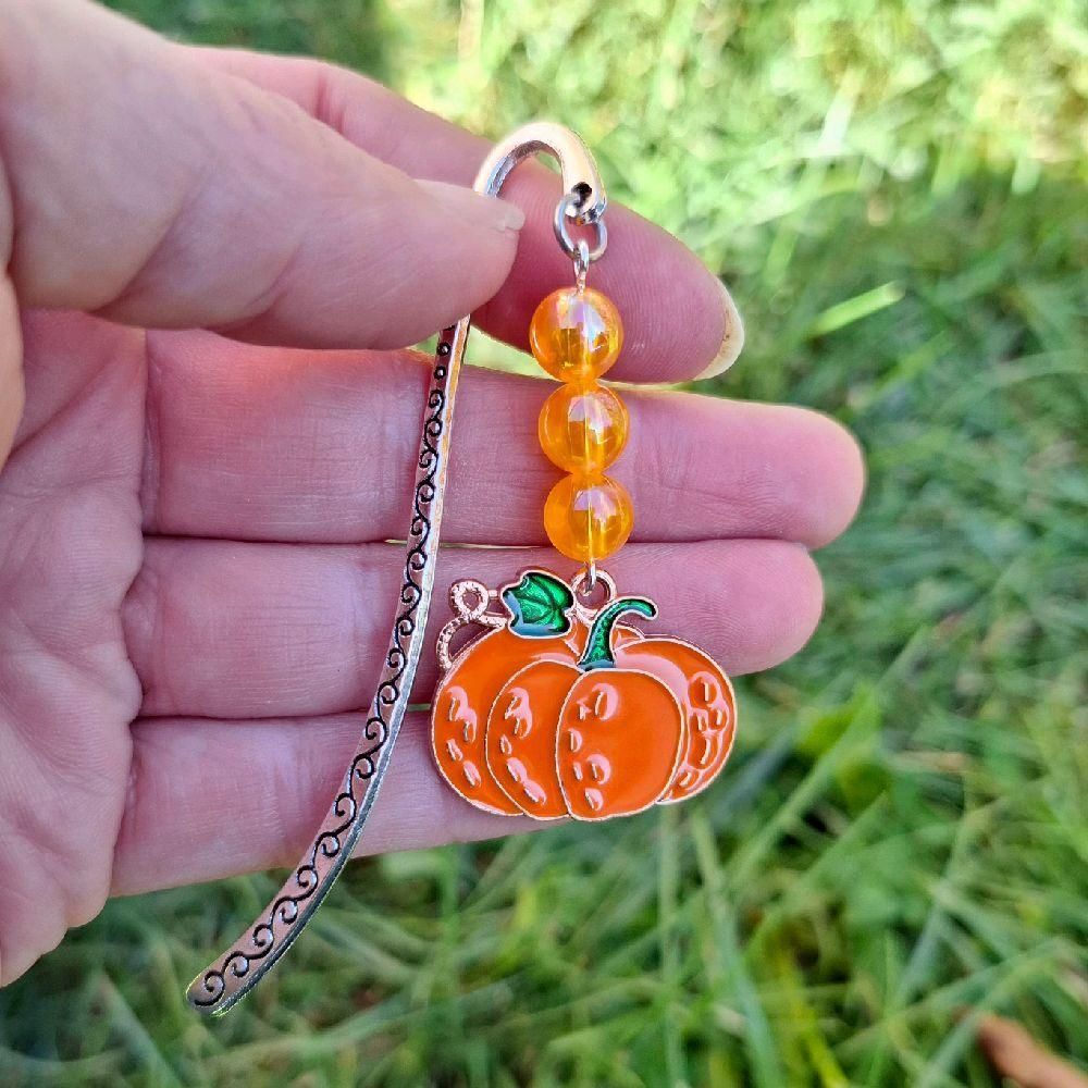 Autumnal Pumpkin Bookmark