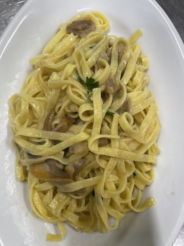 Tagliatelle with porcini mushrooms