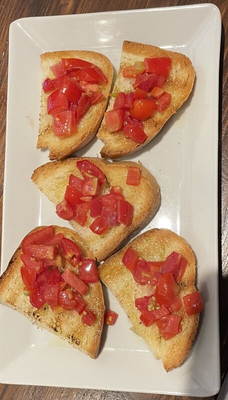 Bruschetta with tomato