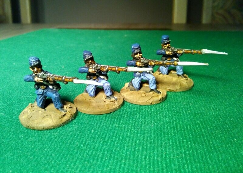 FED3 Federal infantry kneeling firing
