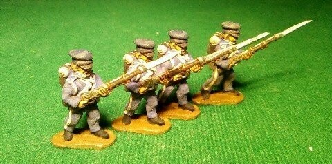 US1 Infantry Advancing