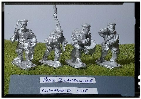 Prus2  Prussian Infantry Command with Cap