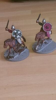 NOR12 Vikings Mounted Unarmoured with Swords
