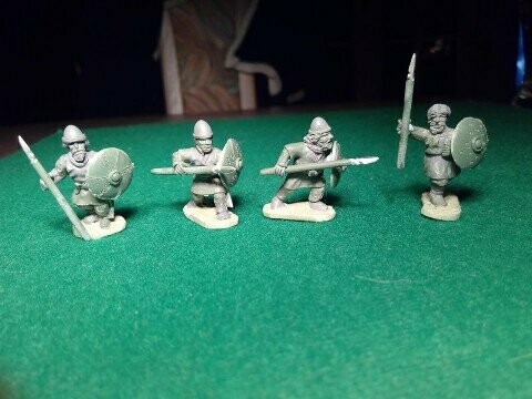 NOR24   Carolingian Light Infantry with Spears & Cloaks