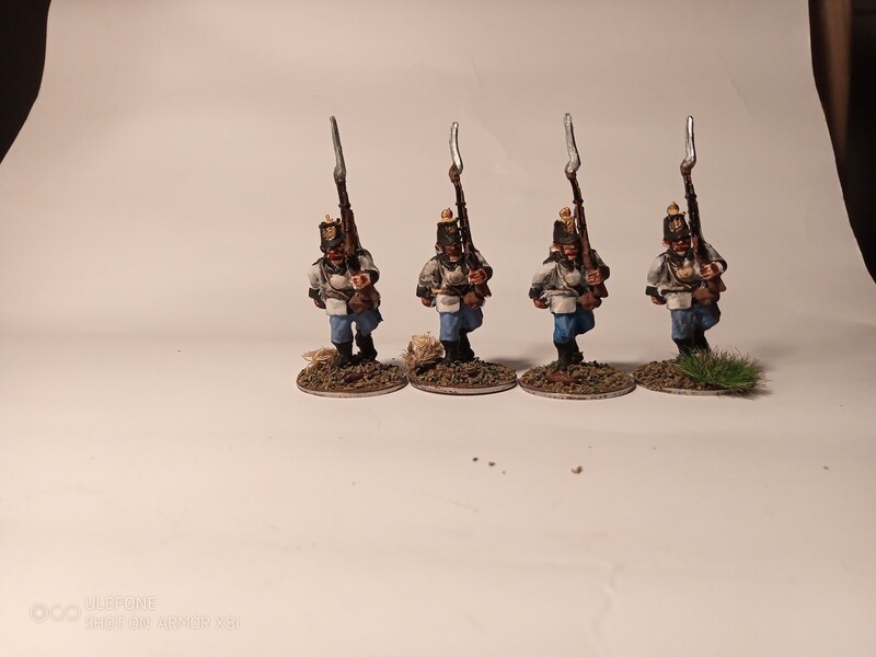 AUS2 Infantry marching - Tunic