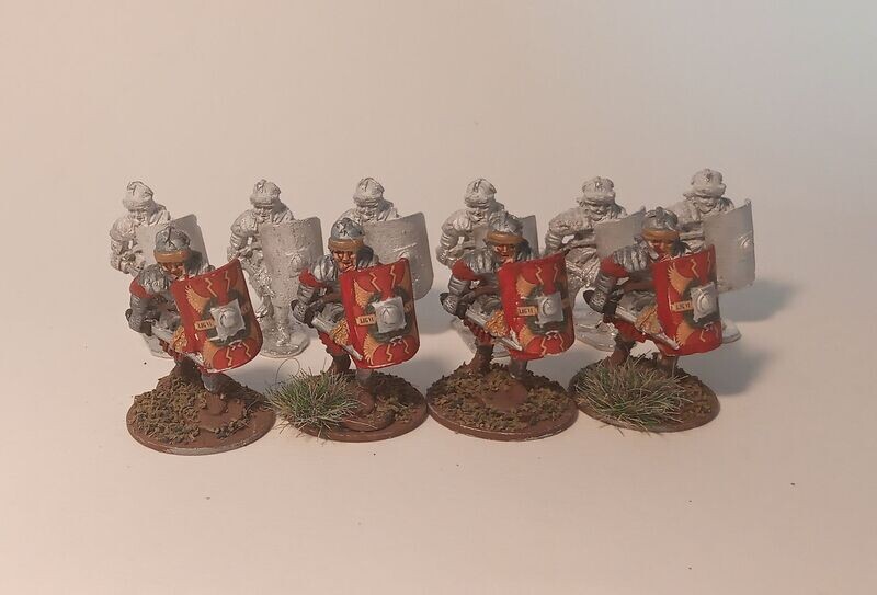 Rom8  Legionaries with thrusting Gladius