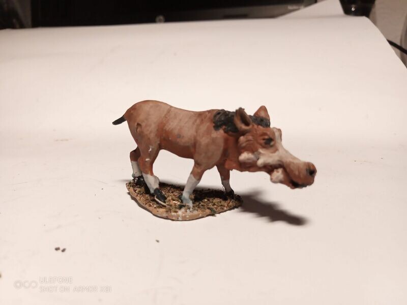 PD2045 Daeodon Standing