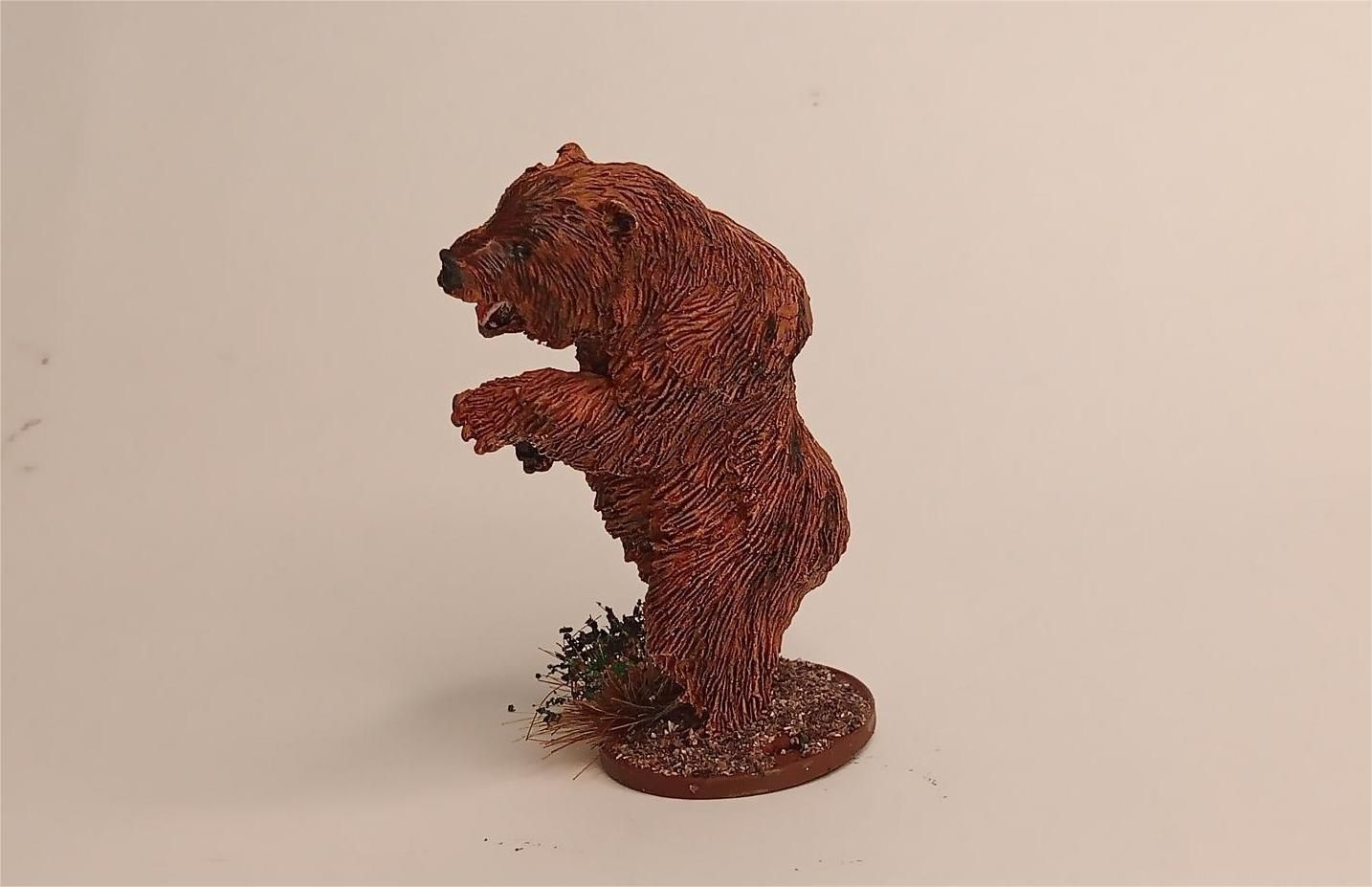 PD4049 Grizzly bear Standing 28mm