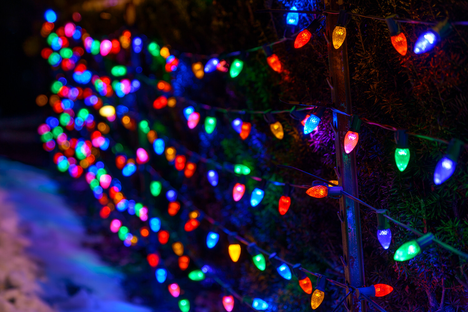 Photographing Holiday Lights in Low Light and at Night